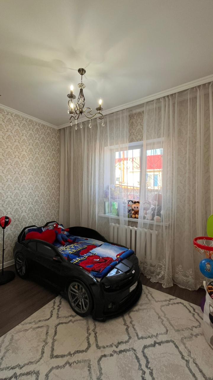 4-комнантная квартира, 93.0 м²,Есетова за 61 200 000