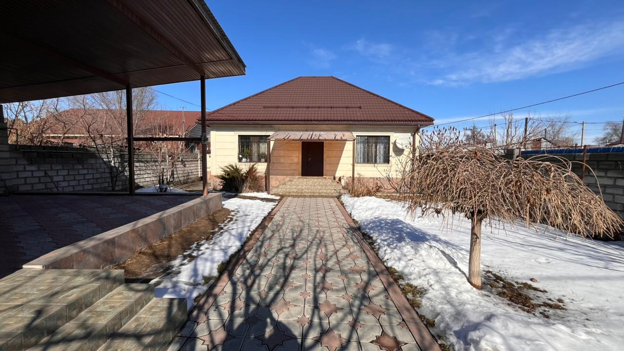 4-комнантная квартира, 93.0 м²,Есетова за 61 200 000