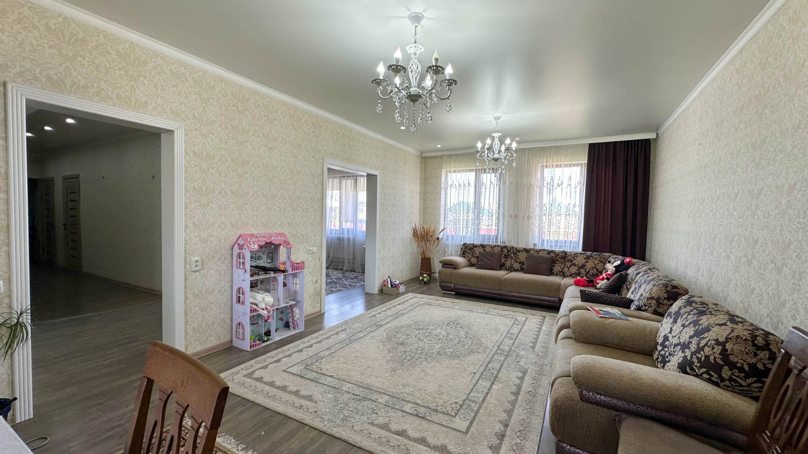 5-комнантный квартира, 141.3 м²,Алдабергенова за 32 000 000