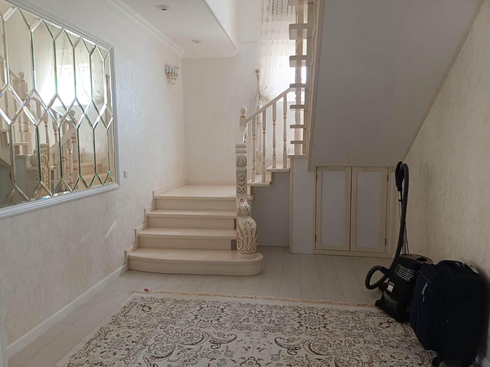 5-комнантный квартира, 185.0 м²,Кабанбай Батыра за 60 000 000