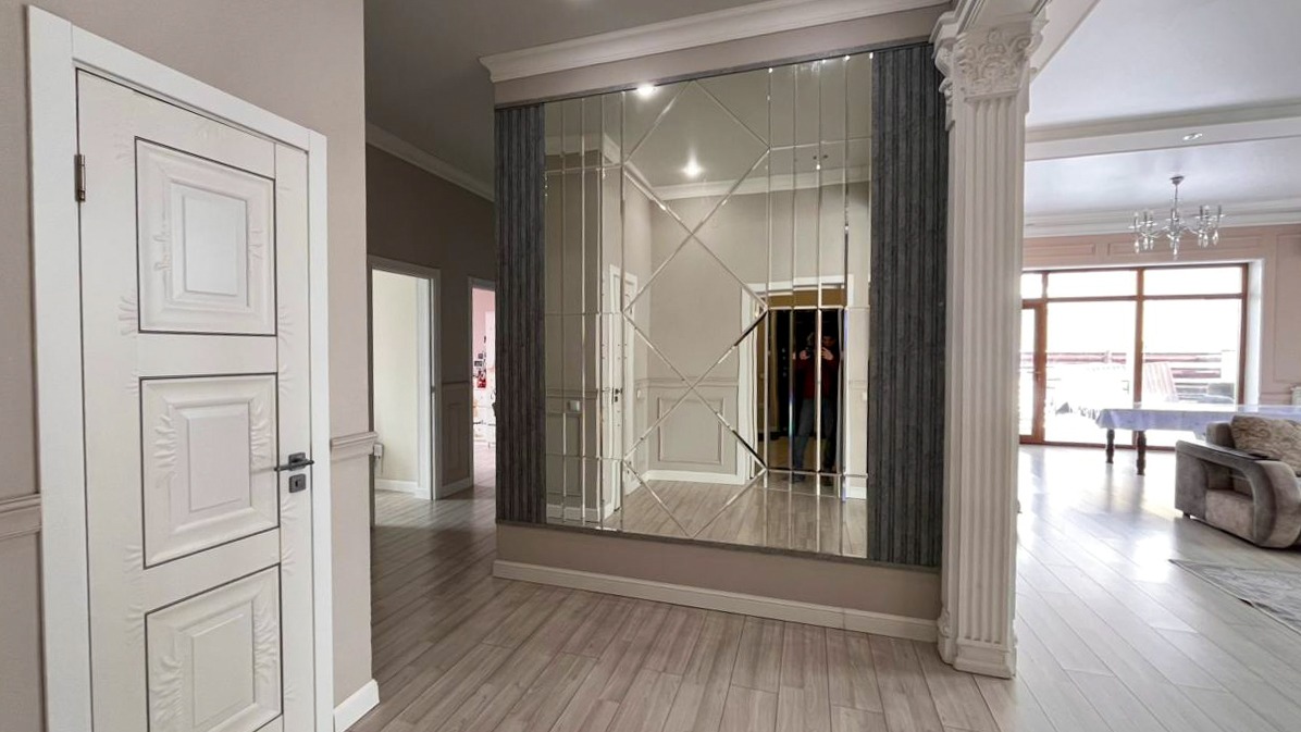 5-комнантный квартира, 170.0 м²,Кудерина за 55 000 000