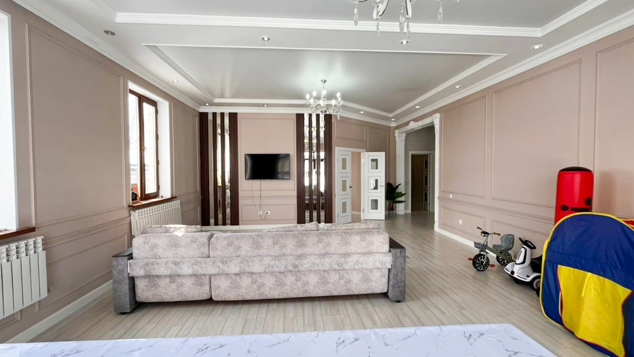 5-комнантный квартира, 170.0 м²,Кудерина за 55 000 000