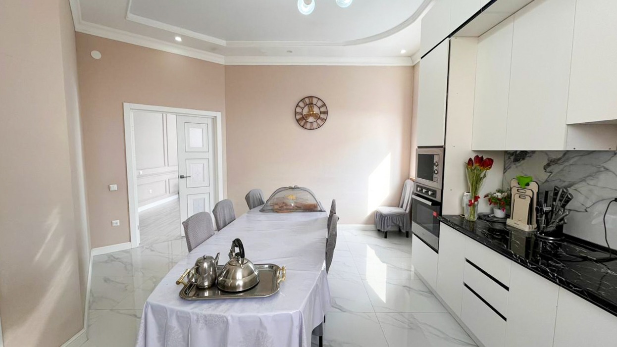 5-комнантный квартира, 170.0 м²,Кудерина за 55 000 000