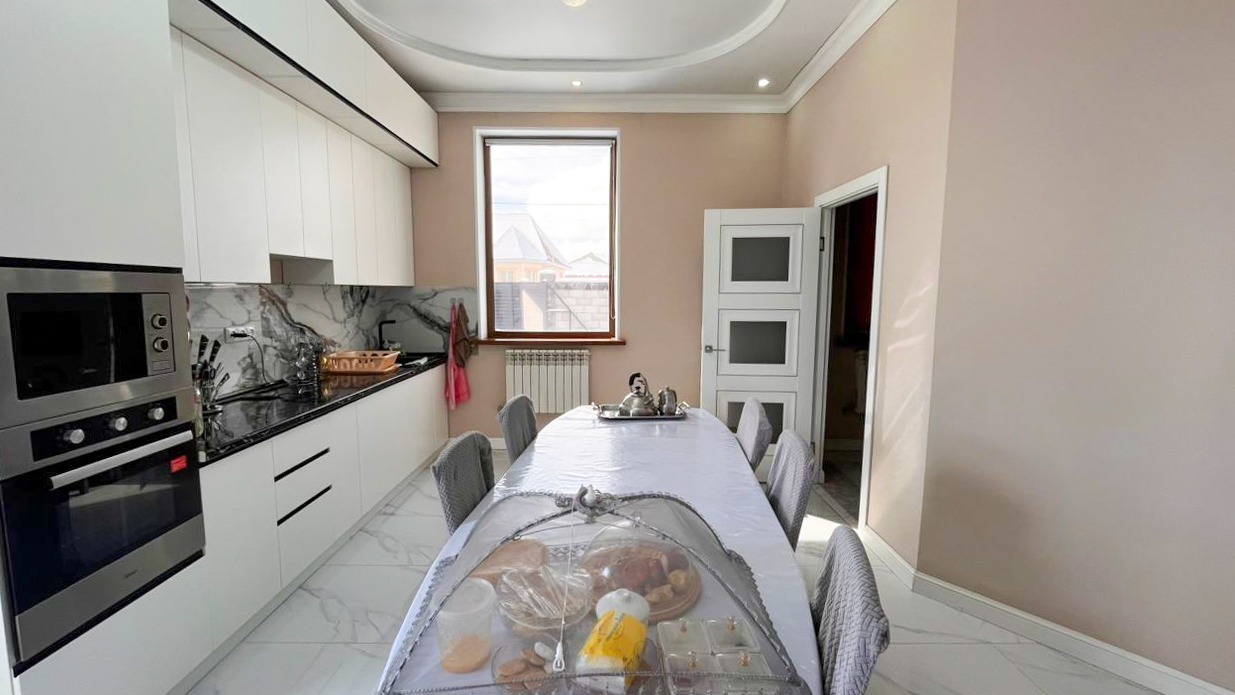 5-комнантный квартира, 170.0 м²,Кудерина за 55 000 000