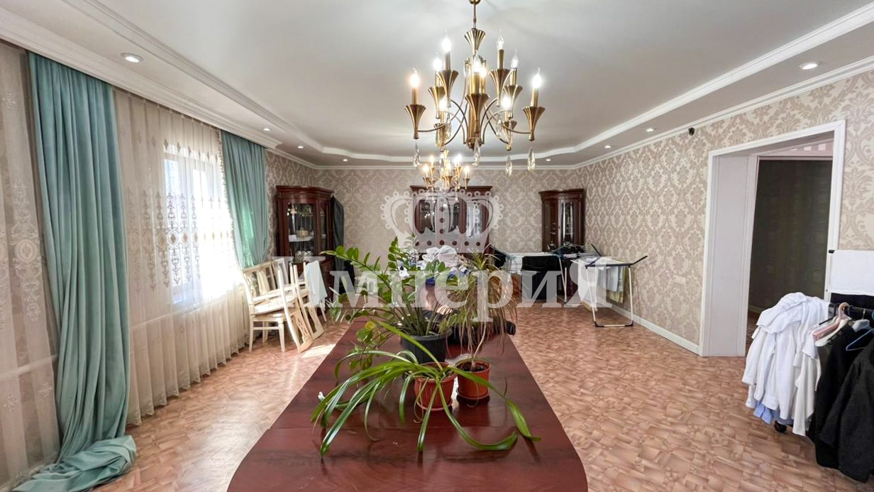 5-комнантный квартира, 226.0 м²,Шевченко за 94 000 000