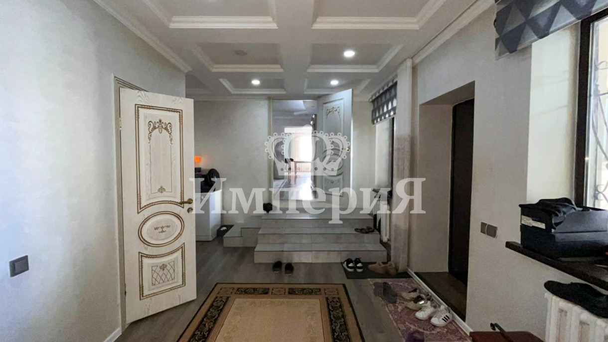 5-комнантный квартира, 226.0 м²,Шевченко за 94 000 000