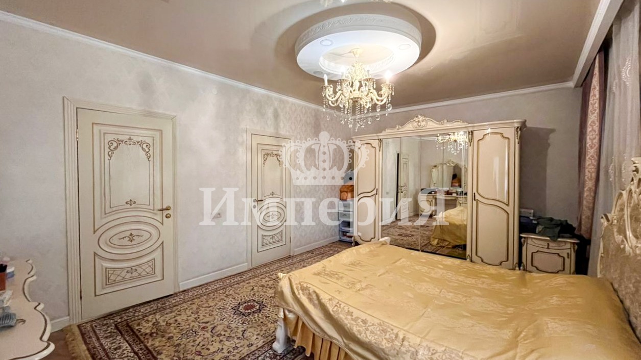 5-комнантный квартира, 226.0 м²,Шевченко за 94 000 000