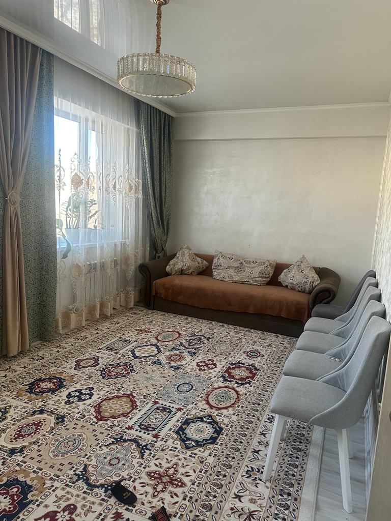 4-комнантная квартира, 100.0 м²,Абая за 38 000 000