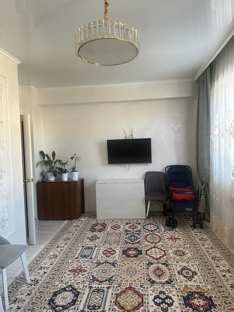 4-комнантная квартира, 100.0 м²,Абая за 38 000 000