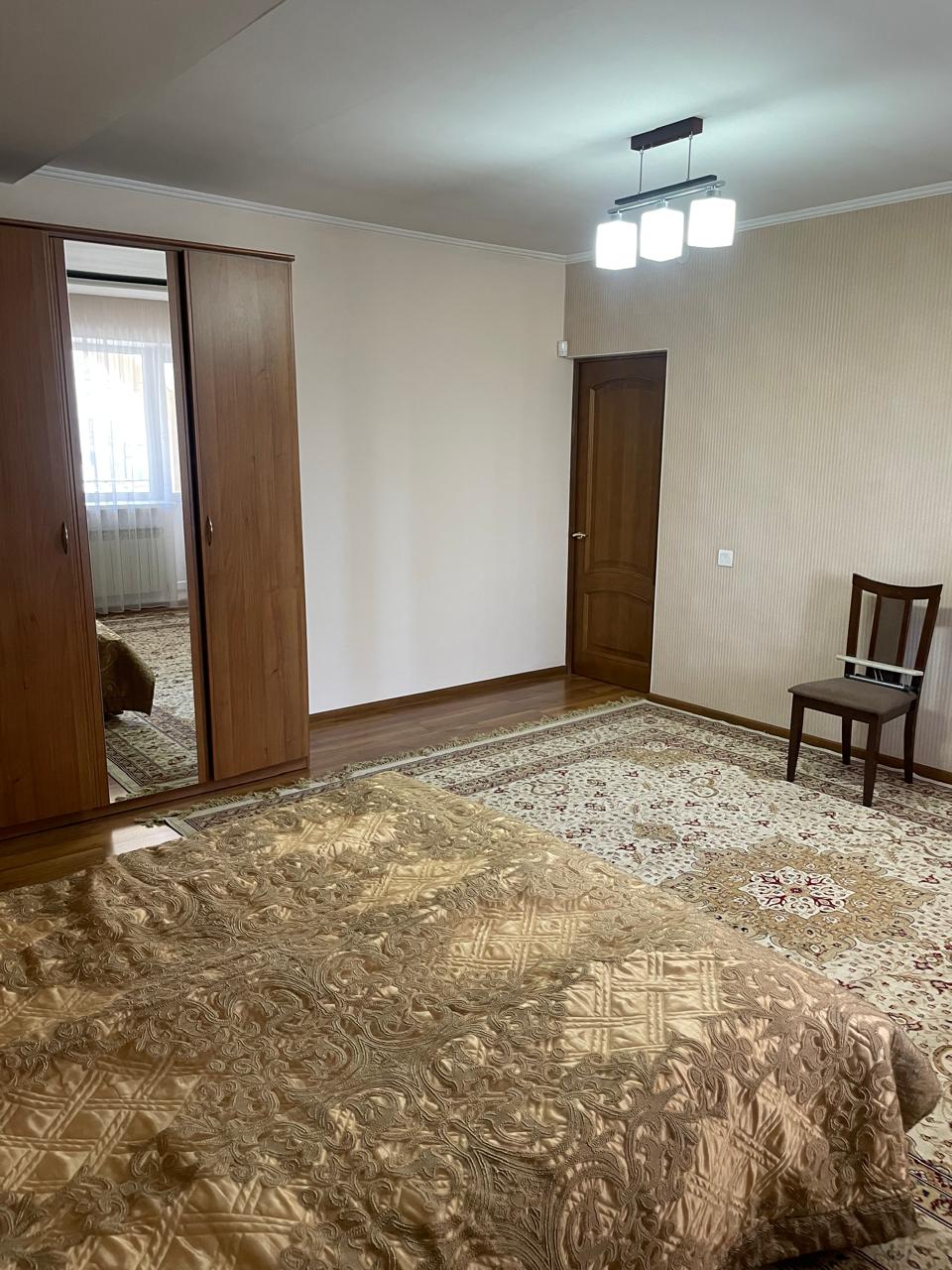 6-комнантный квартира, 198.0 м²,Центр за 65 000 000