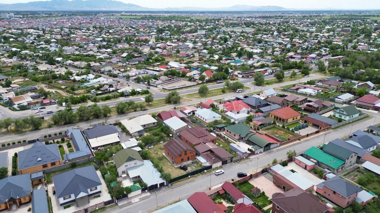 8-комнантный квартира, 311.0 м²,Жазиралы за 75 000 000