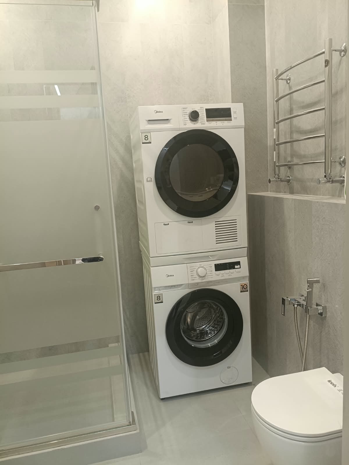 2-комнантная квартира, 99.0 м²,Абая за 58 000 000
