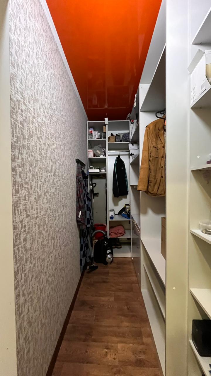5-комнантный квартира, 180.0 м²,Калиева за 95 000 000