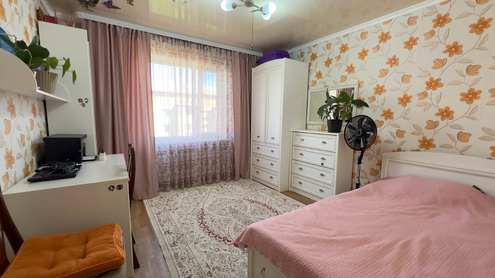 4-комнантная квартира, 90.0 м²,Радищева за 24 700 000