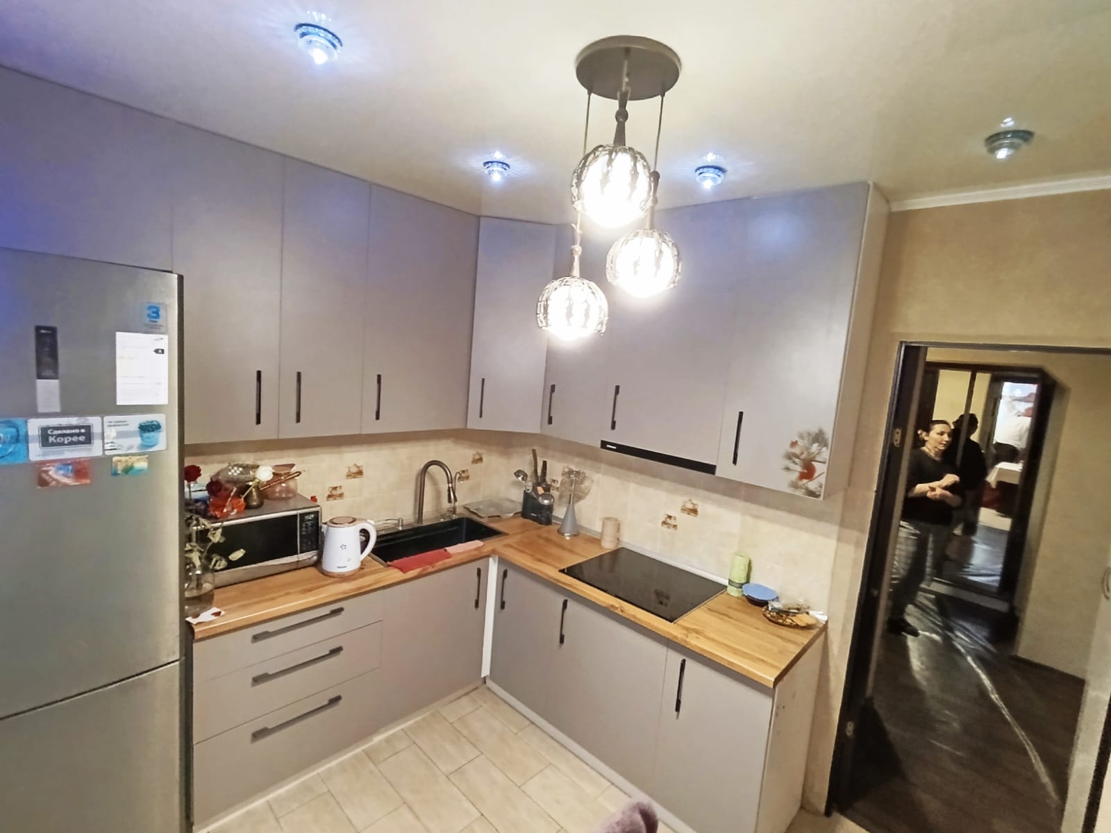 4-комнантная квартира, 90.0 м²,Муратбаева за 25 500 000