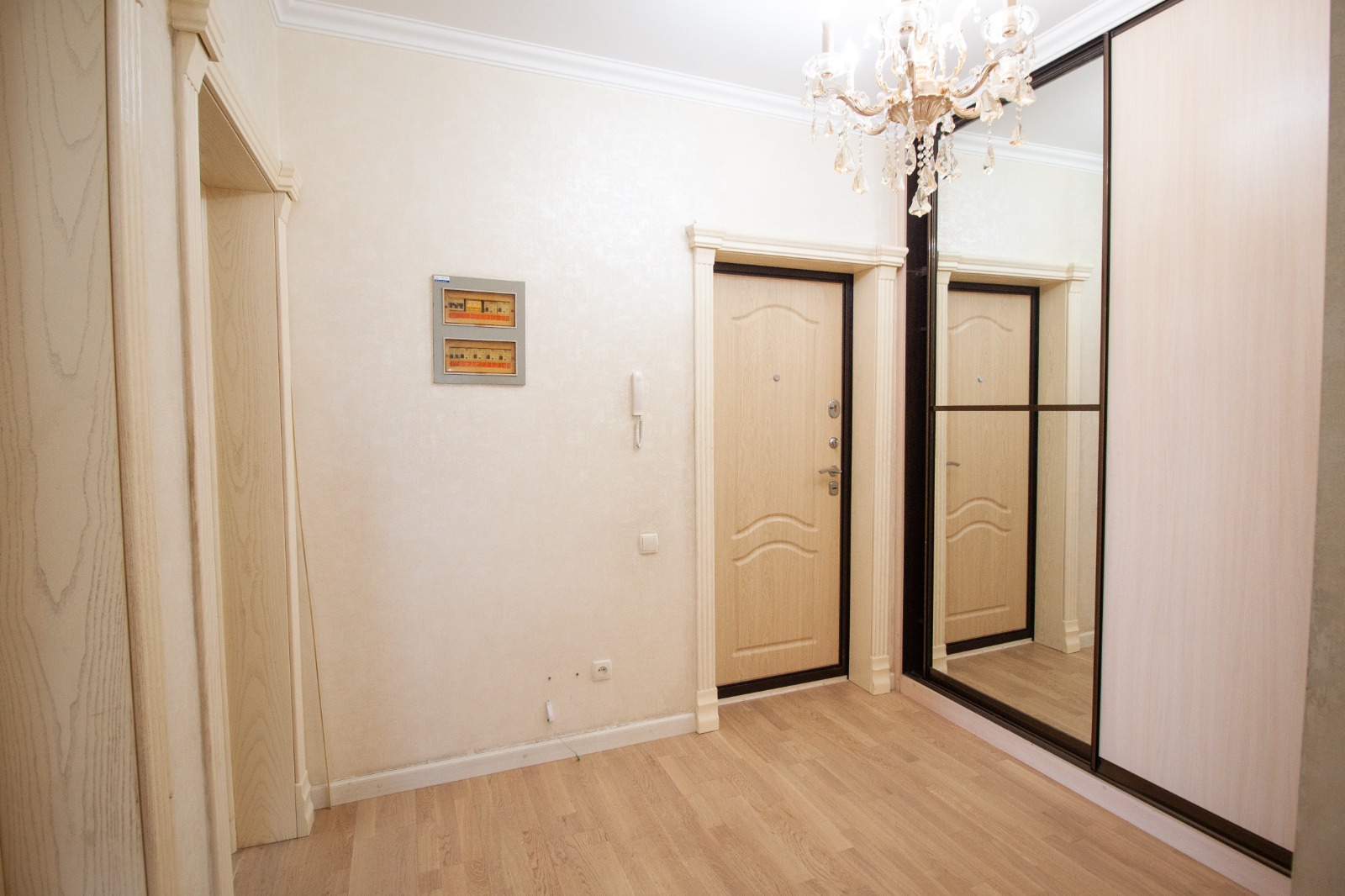 4-комнантная квартира, 102.0 м²,Каратал за 37 000 000