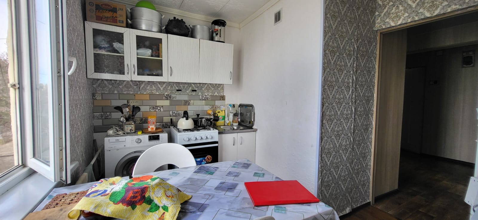 3-комнантная квартира, 52.0 м²,Военный городок за 14 000 000