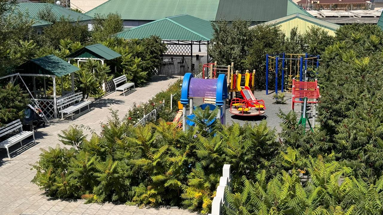 55-комнантный квартира, 275.0 м²,Валиханова за 275 000 000