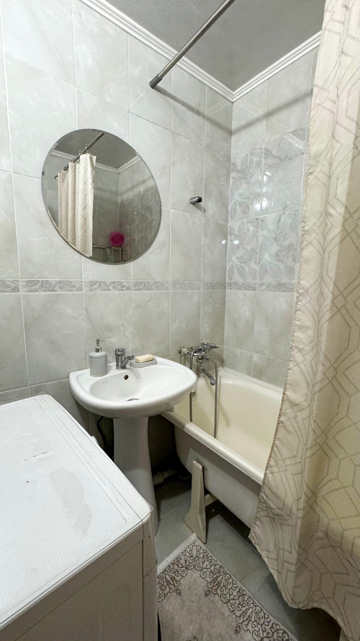 3-комнантная квартира, 63.0 м²,5 мкр за 20 500 000