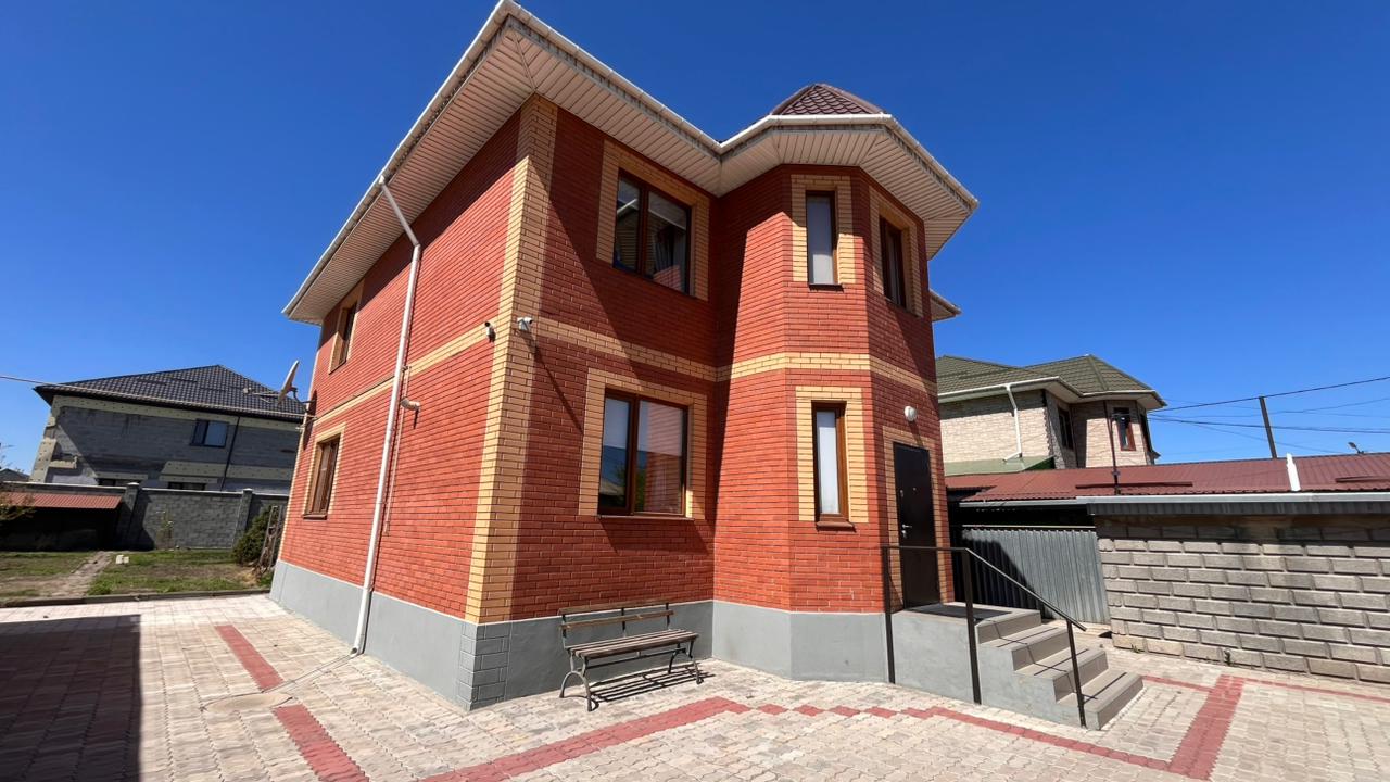 5-комнантный квартира, 180.0 м²,Калиева за 95 000 000