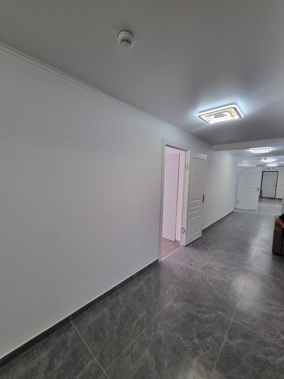 10-комнантный квартира, 50.0 м²,Жабаева за 2 000 000