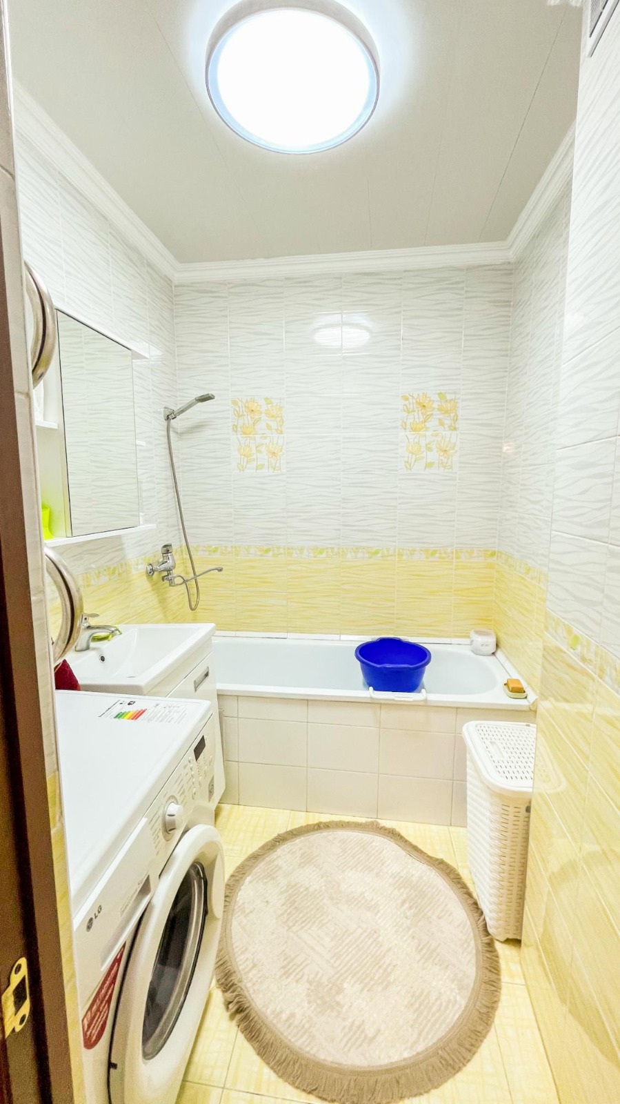 2-комнантная квартира, 54.0 м²,мкр Мушелтой за 18 000 000