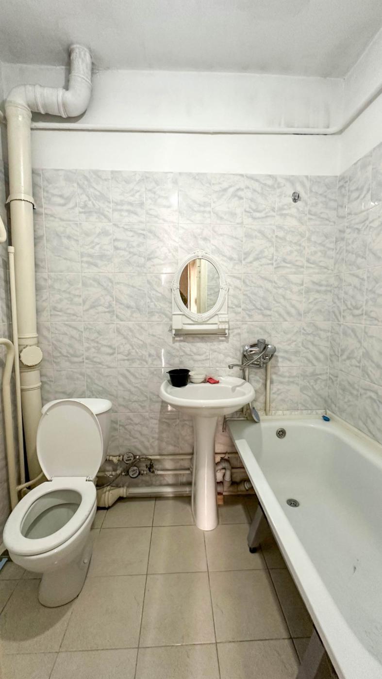 2-комнантная квартира, 49.0 м²,4 мкр за 15 000 000