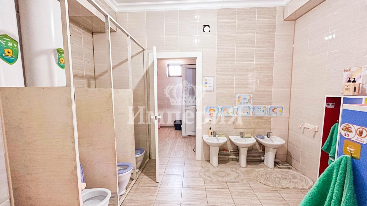 7-комнантный квартира, 480.0 м²,Сыртанова за 150 000 000