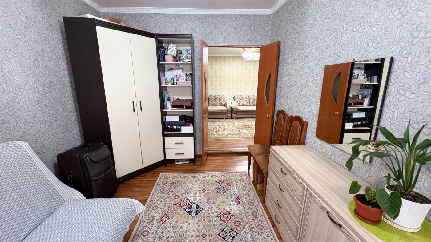 3-комнантный квартира, 68.0 м²,Байсеитова за 10 000 000