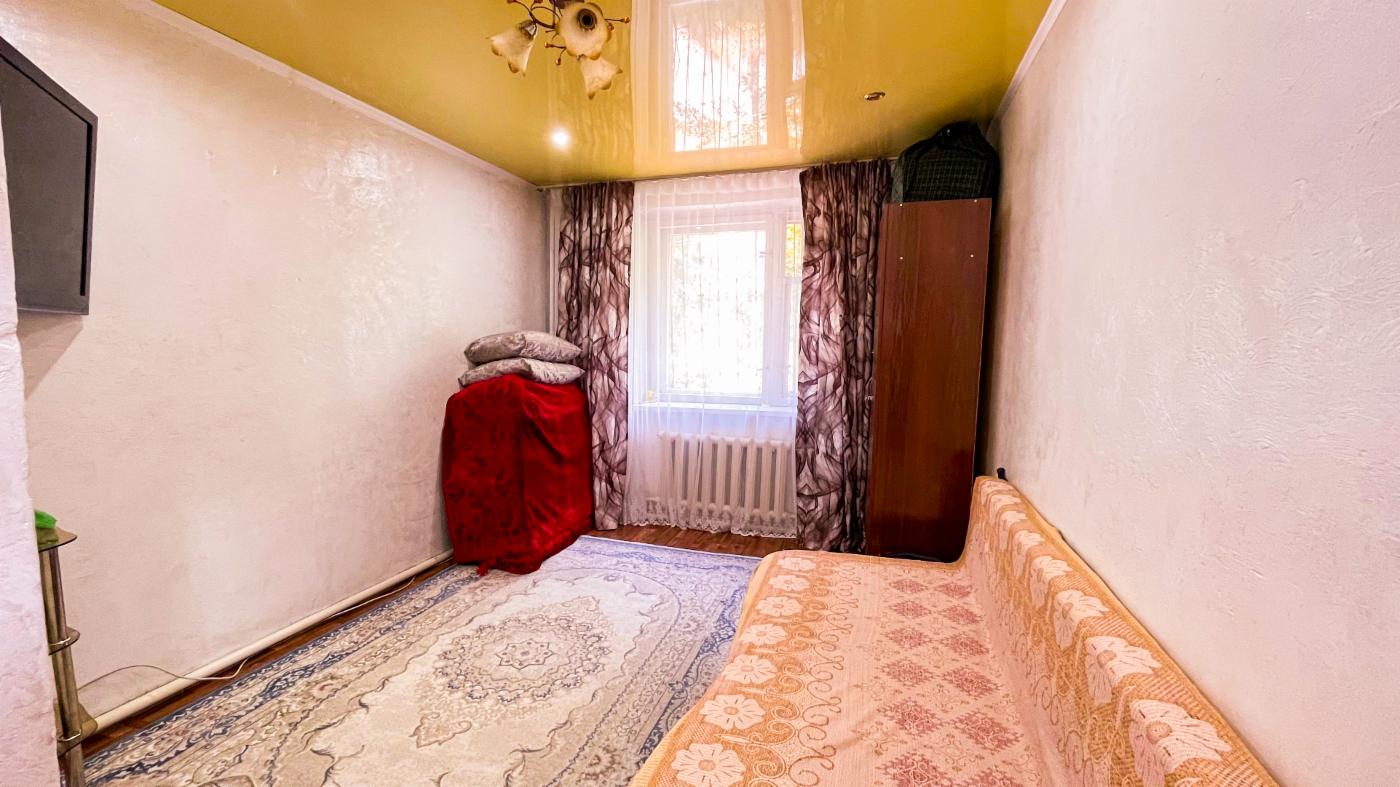 4-комнантная квартира, 80.0 м²,Чкалова за 15 300 000