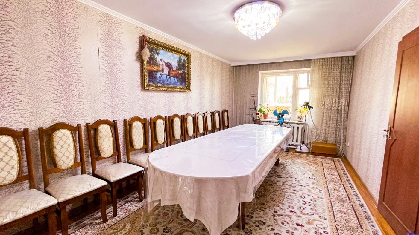 4-комнантная квартира, 80.0 м²,Чкалова за 15 300 000