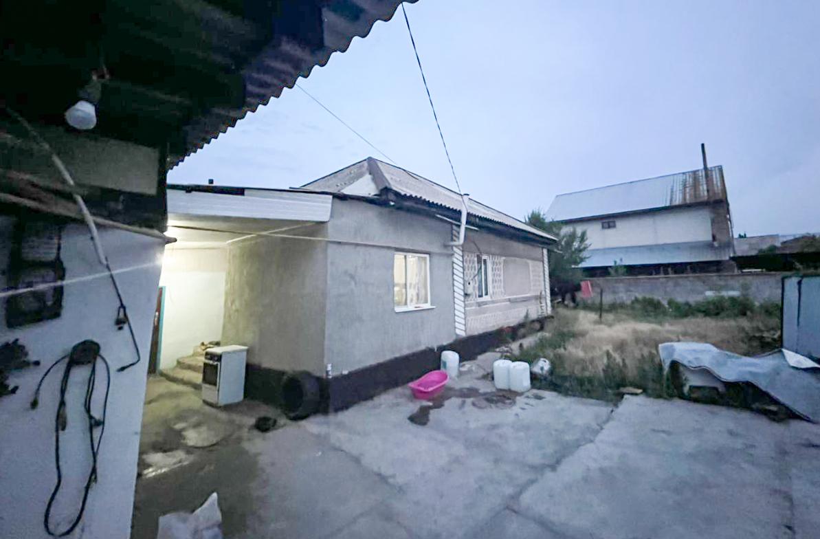 4-комнантный квартира, 65.0 м²,Жабаева за 18 000 000