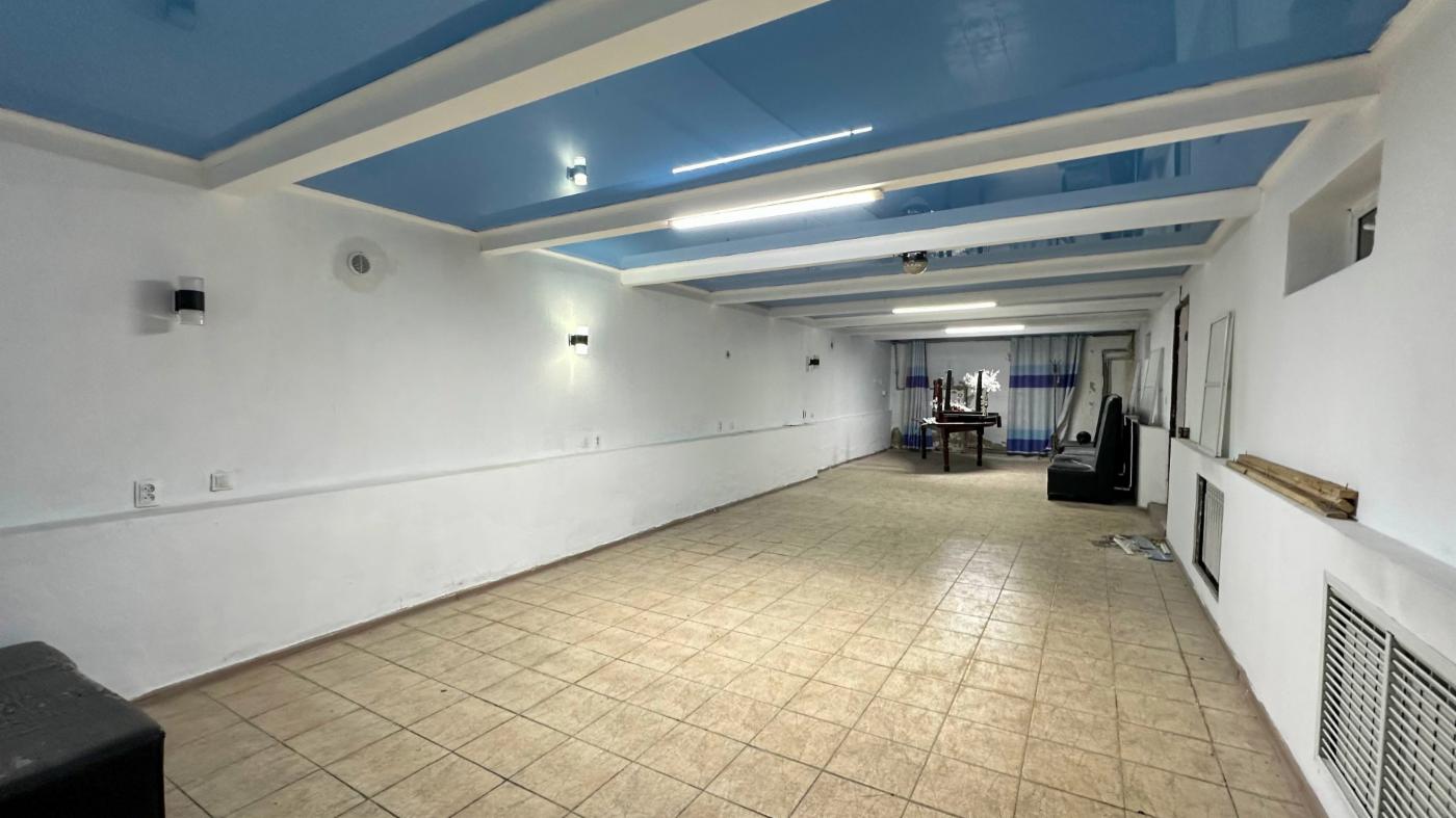 5-комнантный квартира, 549.0 м²,Центр за 165 000 000
