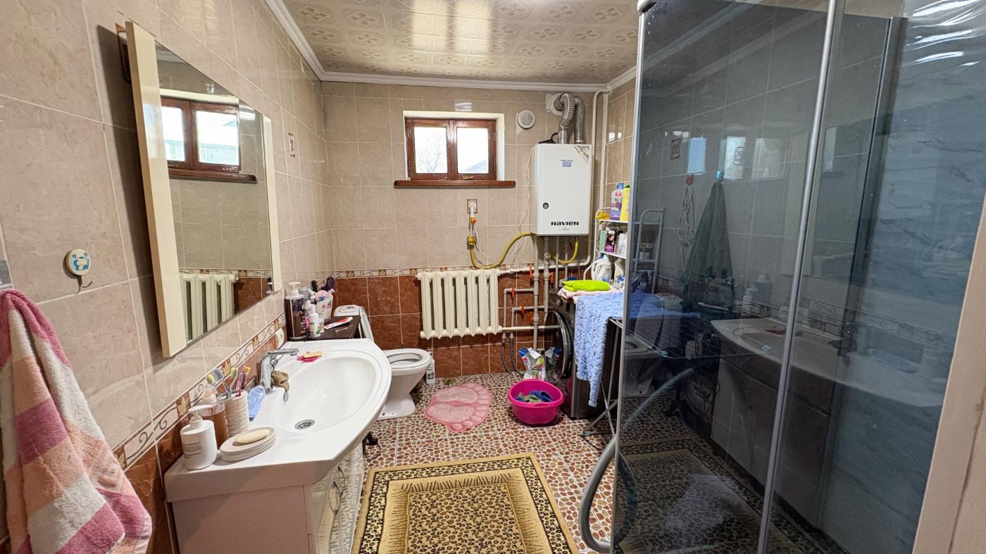 4-комнантный квартира, 110.0 м²,Тыныбаева за 25 000 000