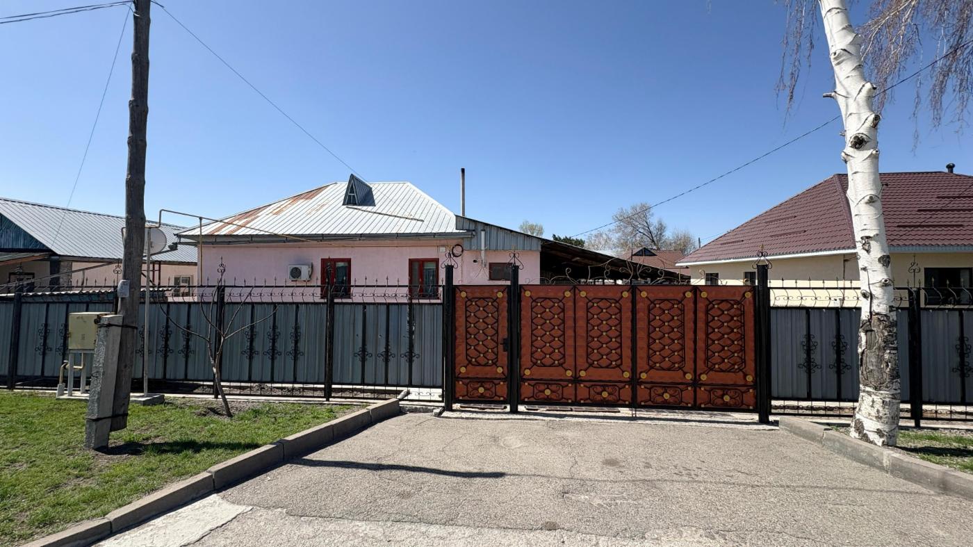 4-комнантный квартира, 110.0 м²,Тыныбаева за 25 000 000