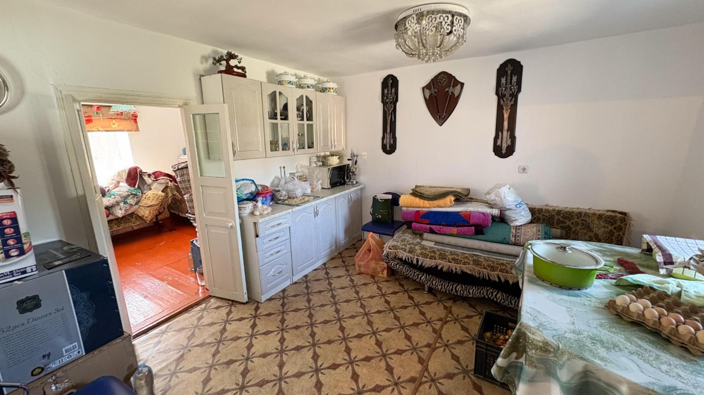 4-комнантный квартира, 110.0 м²,Тыныбаева за 25 000 000