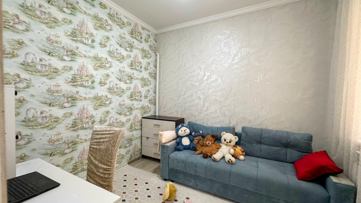 5-комнантный квартира, 141.0 м²,Амангельды за 40 000 000