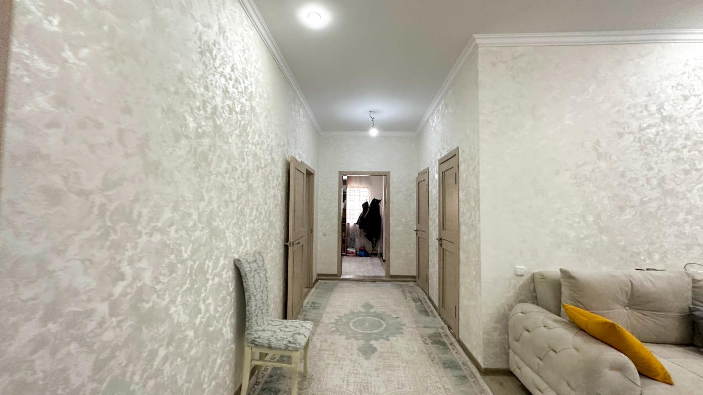 5-комнантный квартира, 141.0 м²,Амангельды за 40 000 000
