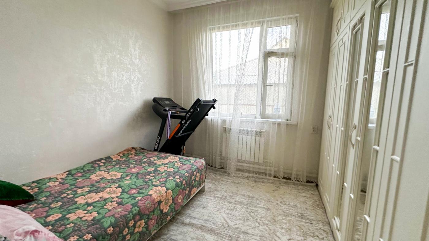 5-комнантный квартира, 141.0 м²,Амангельды за 40 000 000