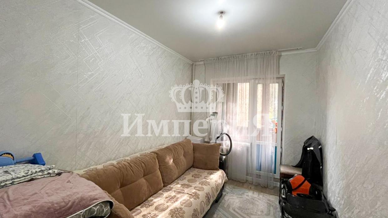 4-комнантная квартира, 77.0 м²,Валиханова за 27 000 000