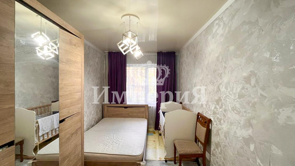 4-комнантная квартира, 77.0 м²,Валиханова за 27 000 000