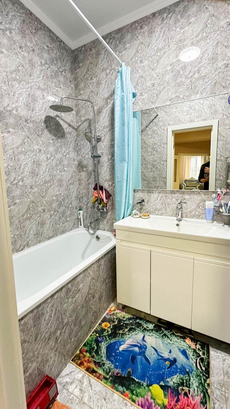 4-комнантная квартира, 130.0 м²,мкр Самал за 45 000 000