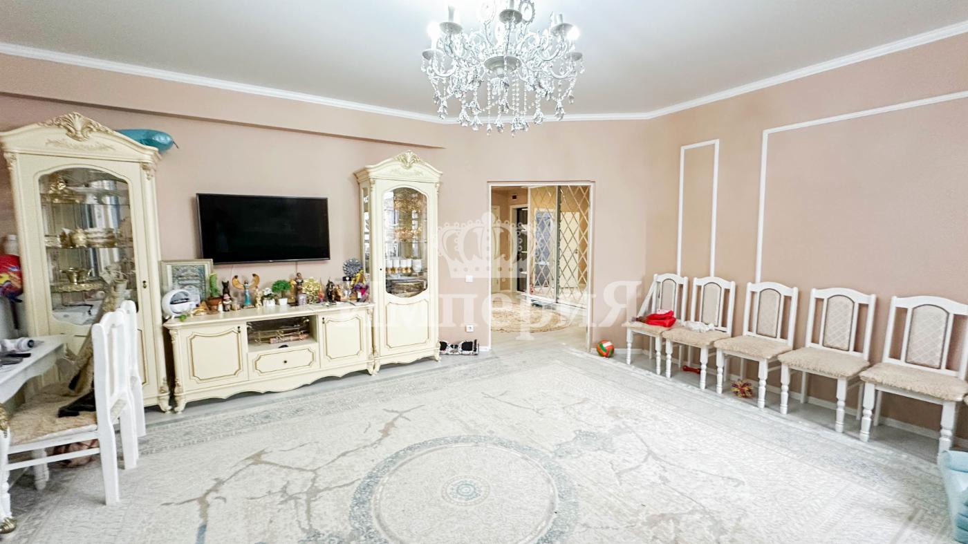 4-комнантная квартира, 130.0 м²,Кунаева за 46 000 000