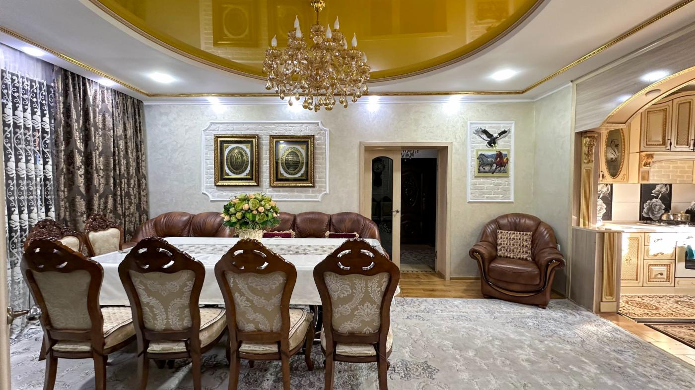 7-комнантный квартира, 223.0 м²,Гаухар Ана за 130 000 000