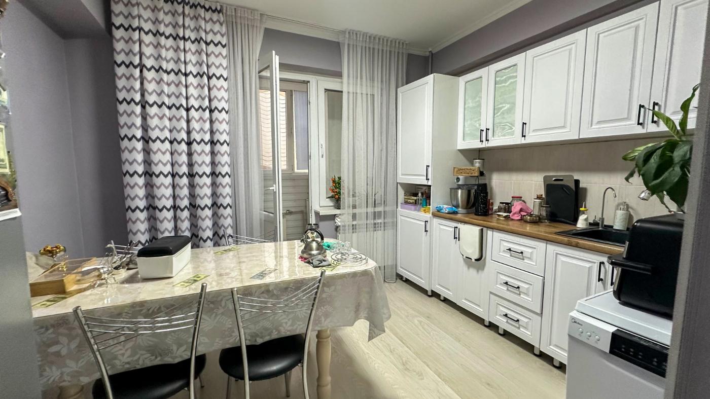 4-комнантная квартира, 91.0 м²,Болашак за 41 000 000