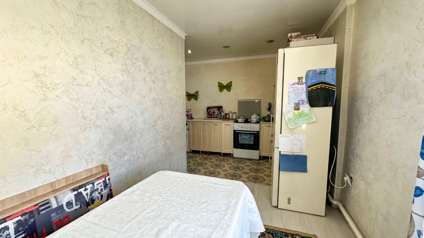 4-комнантный квартира, 74.0 м²,Сулеева за 20 000 000