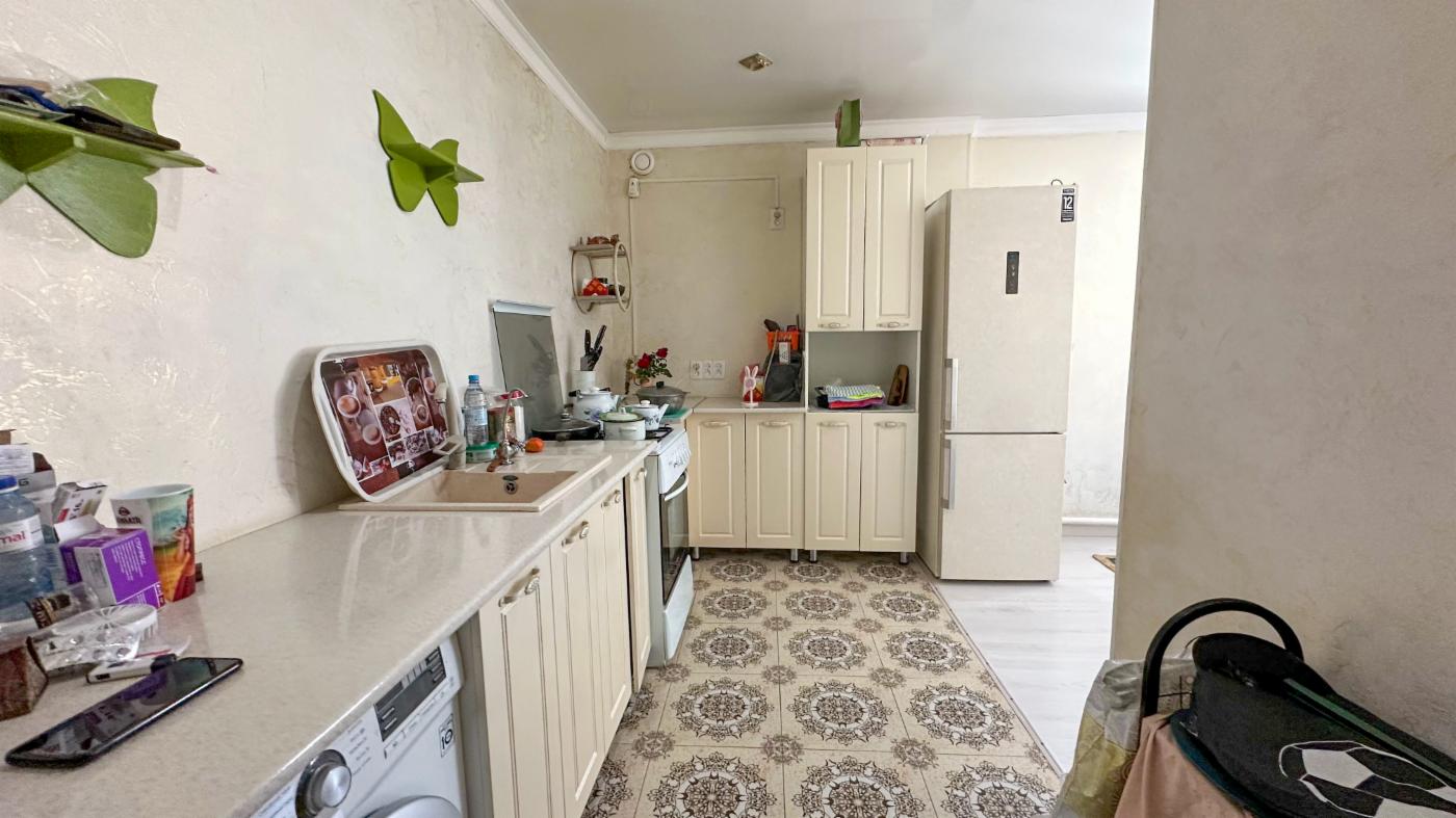 4-комнантный квартира, 74.0 м²,Сулеева за 20 000 000