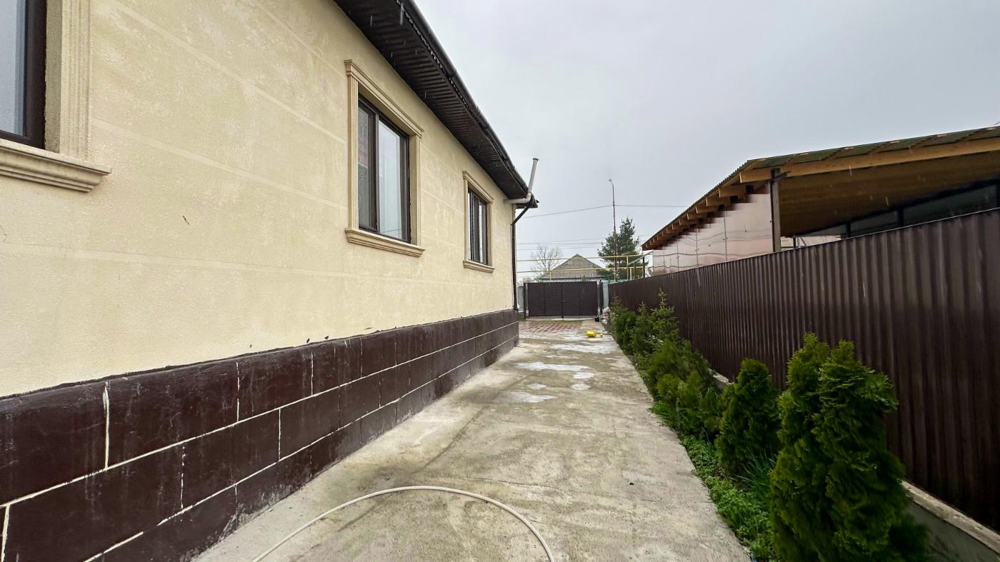5-комнантный квартира, 180.0 м²,Момышулы за 50 000 000