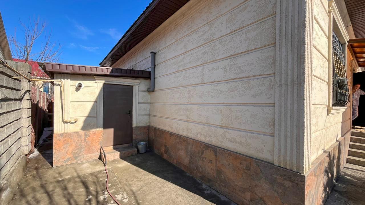 4-комнантный квартира, 92.0 м²,Есетова за 61 200 000