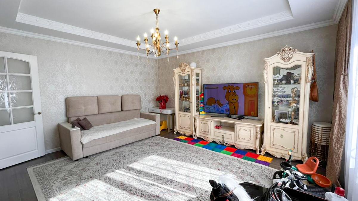 4-комнантный квартира, 92.0 м²,Есетова за 61 200 000